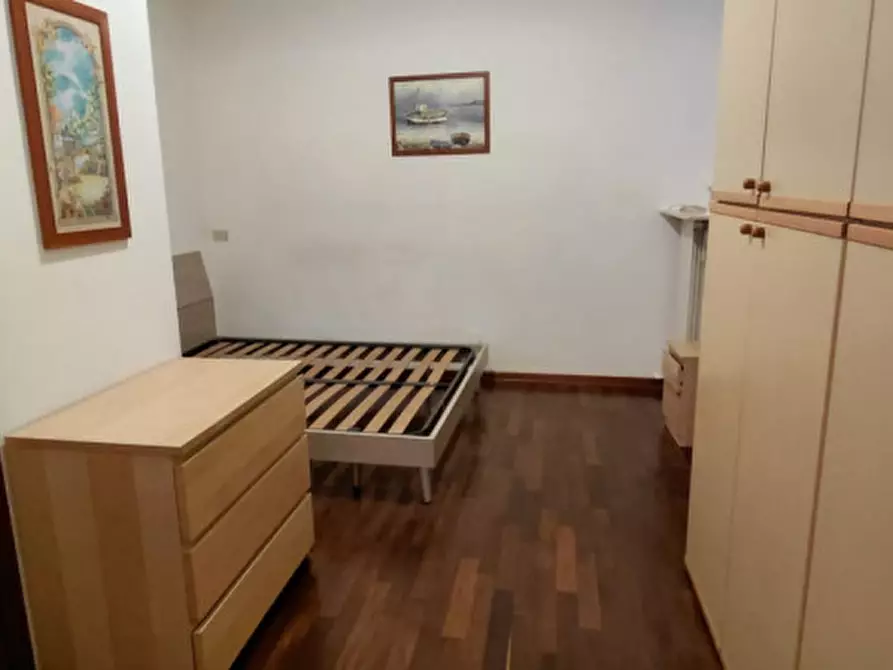 Immagine 23 di Appartamento in affitto  in via palizzi a Napoli