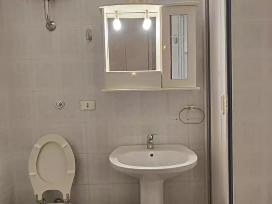 Immagine 24 di Appartamento in affitto  in via palizzi a Napoli