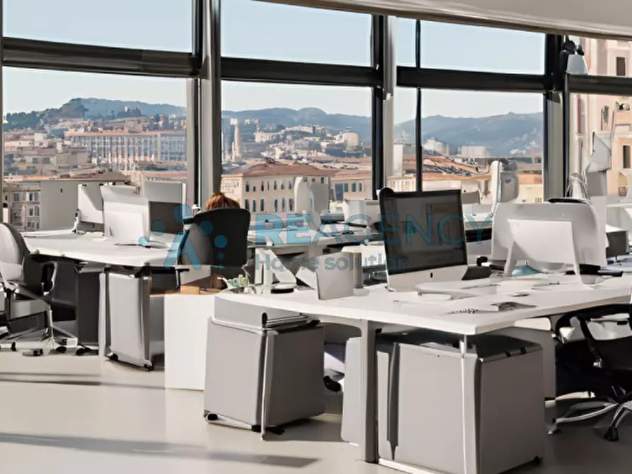 Immagine 7 di Ufficio in affitto  a Genova