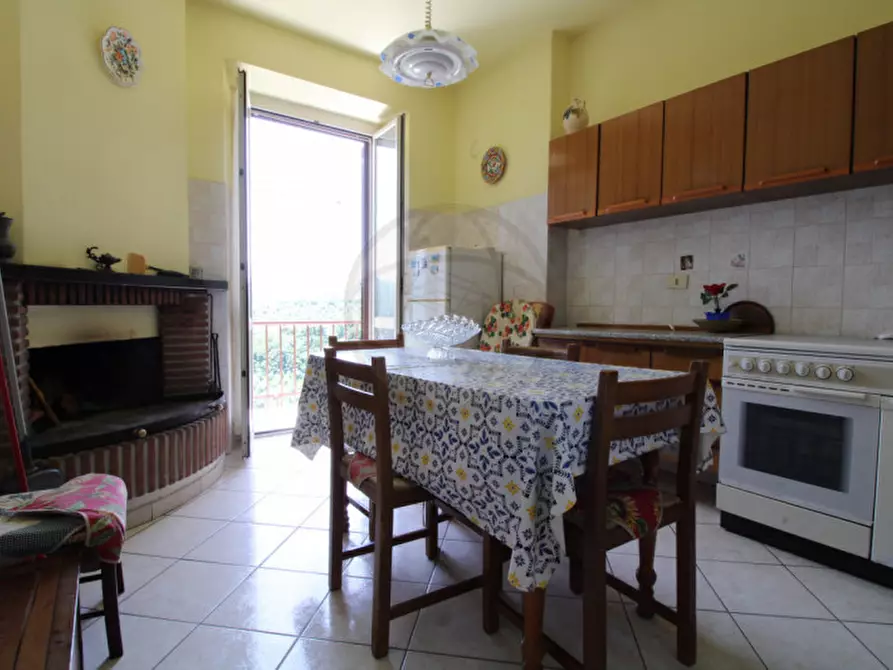 Immagine 1 di Appartamento in vendita  in Via Dionino De Santis, 1 a Montefranco