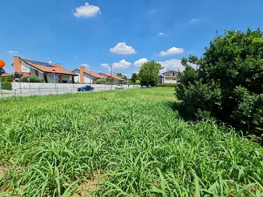 Immagine 10 di Terreno in vendita  in via Dei Tigli a Abano Terme