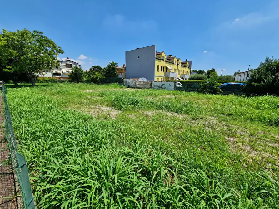 Immagine 12 di Terreno in vendita  in via Dei Tigli a Abano Terme