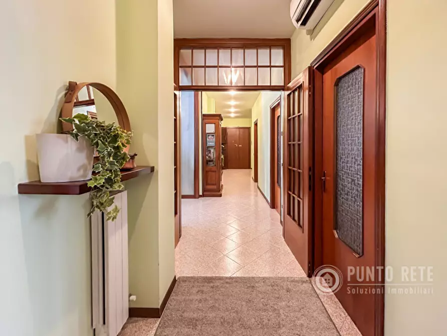 Immagine 3 di Appartamento in vendita  in Via Circonvallazione Raggio di Sole a Verona