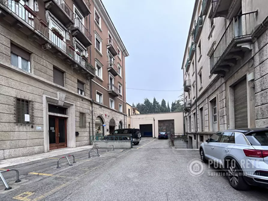 Immagine 48 di Appartamento in vendita  in Via Circonvallazione Raggio di Sole a Verona