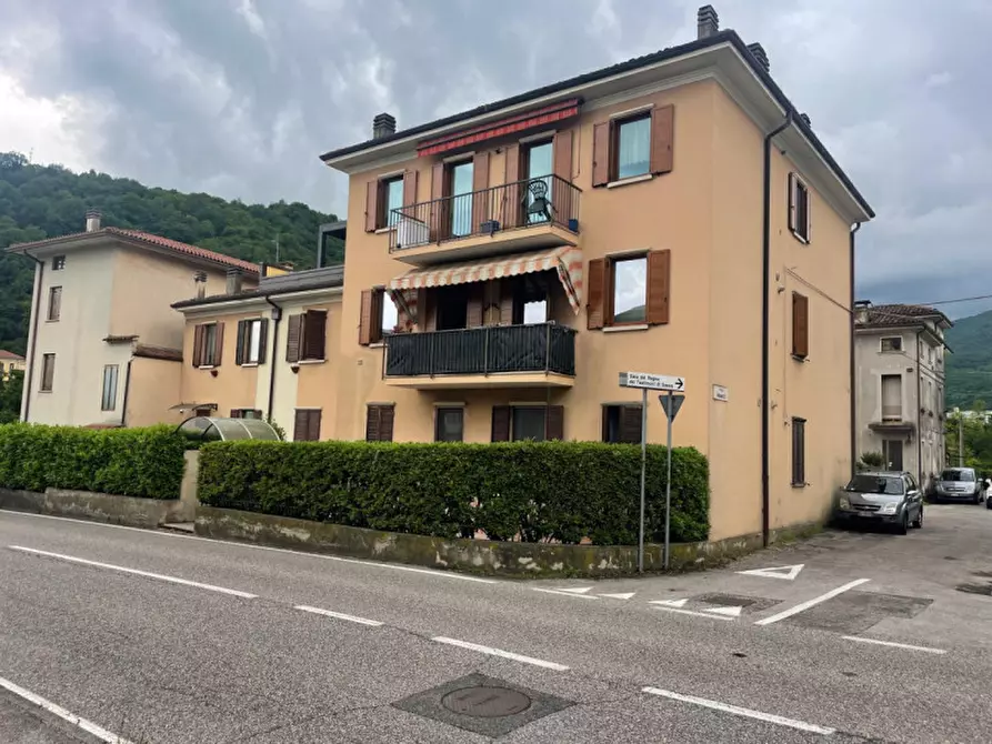 Immagine 1 di Appartamento in vendita  in Via Pasubio a Valdagno