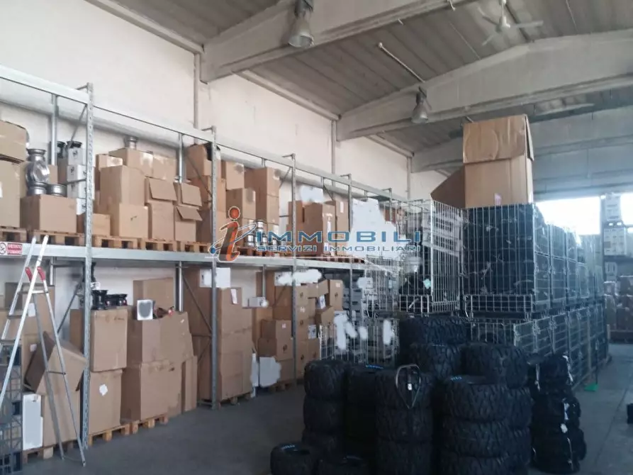 Immagine 9 di Magazzino in affitto  in VIA ISEO a San Giuliano Milanese