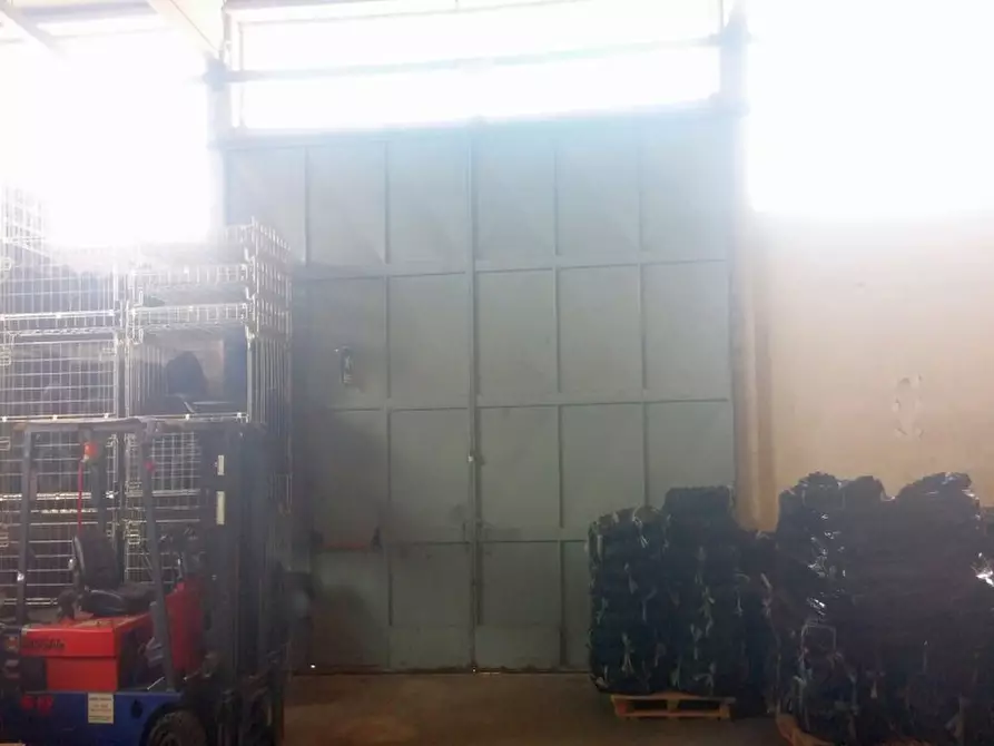 Immagine 19 di Magazzino in affitto  in VIA ISEO a San Giuliano Milanese