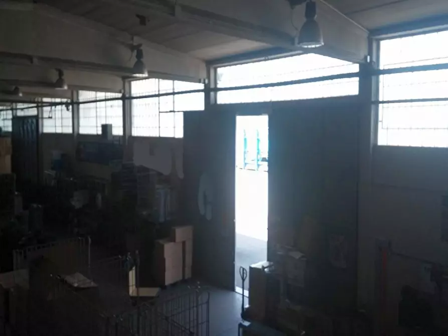 Immagine 21 di Magazzino in affitto  in VIA ISEO a San Giuliano Milanese