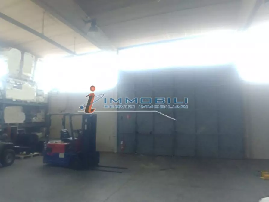 Immagine 1 di Laboratorio in affitto  in VIA ISEO a San Giuliano Milanese