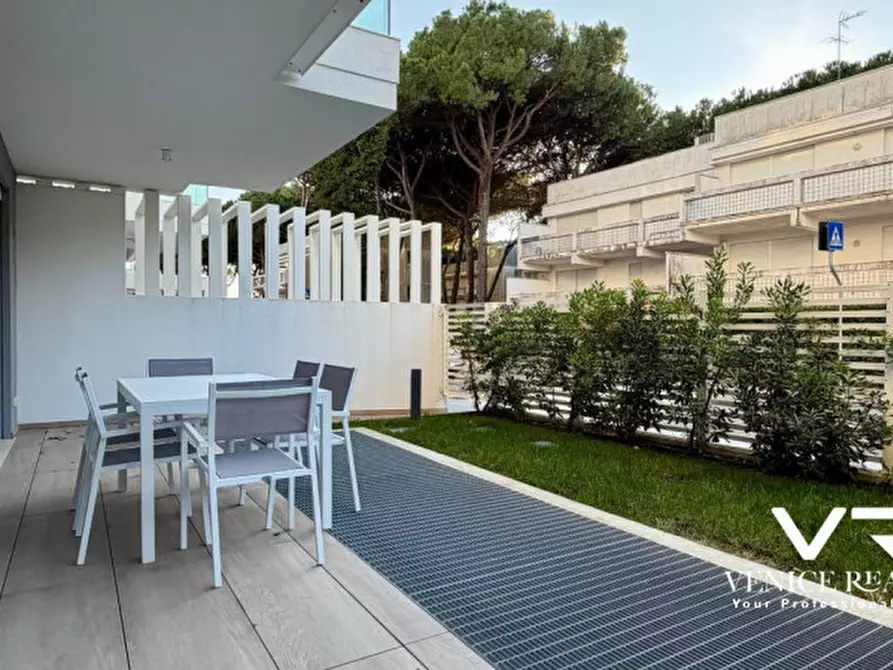 Immagine 6 di Appartamento in vendita  in viale oriente a Jesolo
