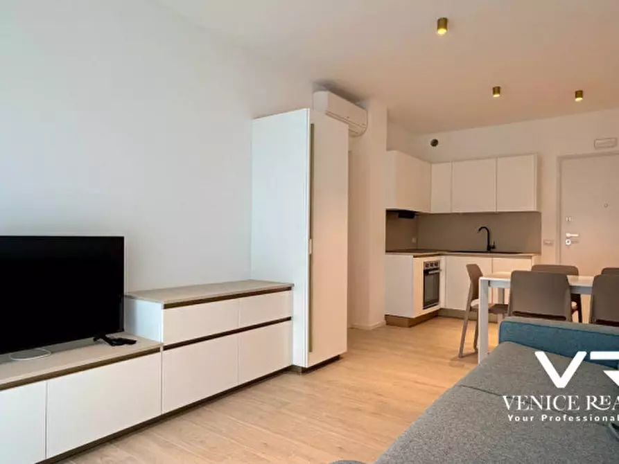 Immagine 11 di Appartamento in vendita  in viale oriente a Jesolo