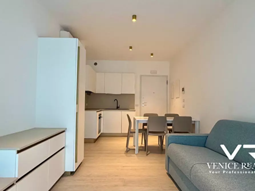Immagine 13 di Appartamento in vendita  in viale oriente a Jesolo