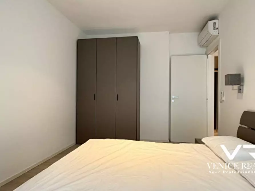 Immagine 18 di Appartamento in vendita  in viale oriente a Jesolo