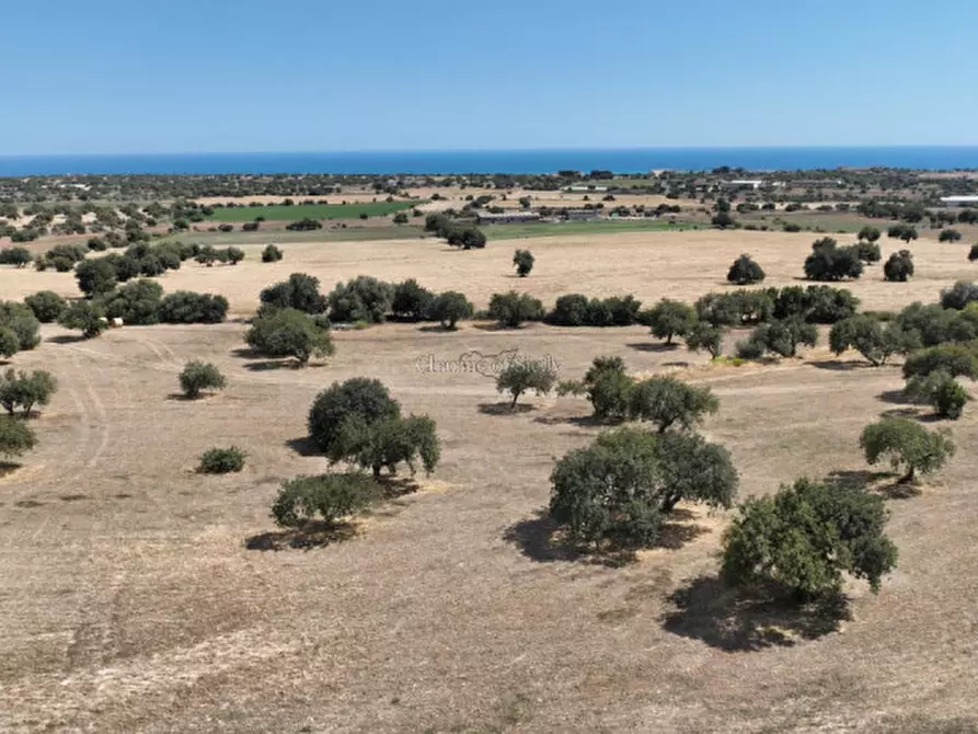 Immagine 1 di Terreno in vendita  in Contrada scorrione a Modica