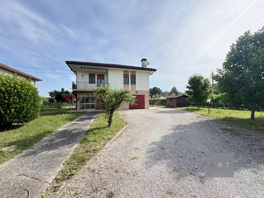 Immagine 1 di Casa indipendente in vendita  a Campodarsego