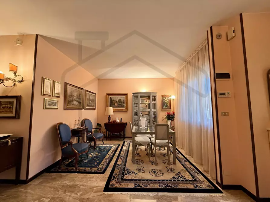 Immagine 7 di Casa bifamiliare in vendita  in Via Cilea a Abano Terme