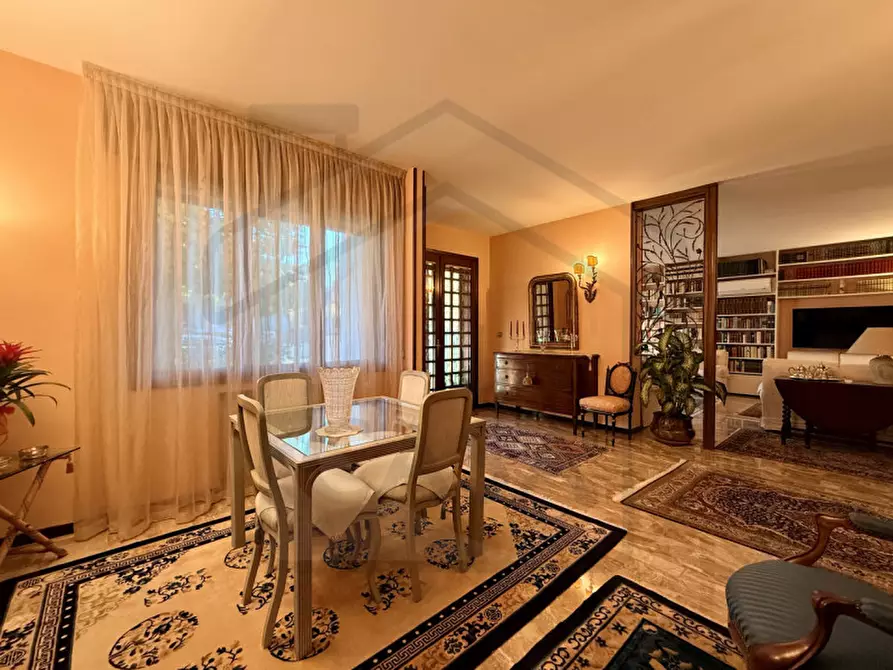 Immagine 8 di Casa bifamiliare in vendita  in Via Cilea a Abano Terme