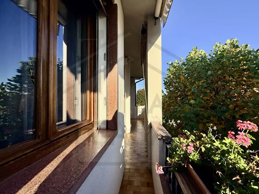 Immagine 23 di Casa bifamiliare in vendita  in Via Cilea a Abano Terme