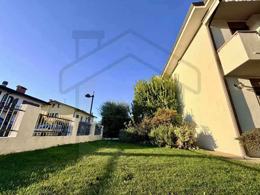 Immagine 43 di Casa bifamiliare in vendita  in Via Cilea a Abano Terme