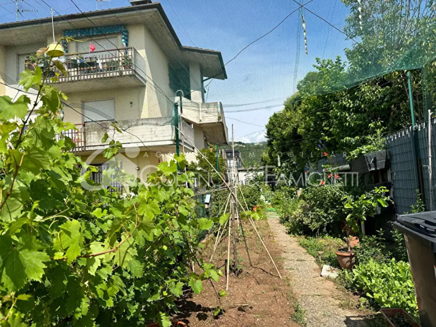 Immagine 1 di Appartamento in vendita  in via trento 81 a Nuvolento