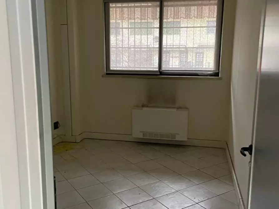 Immagine 6 di Ufficio in affitto  a Bovolenta