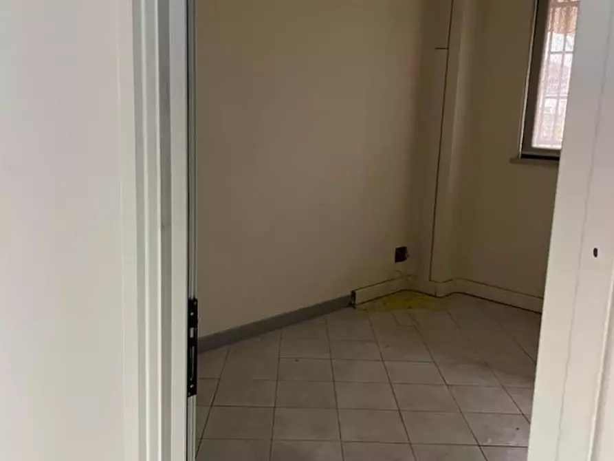Immagine 14 di Ufficio in affitto  a Bovolenta