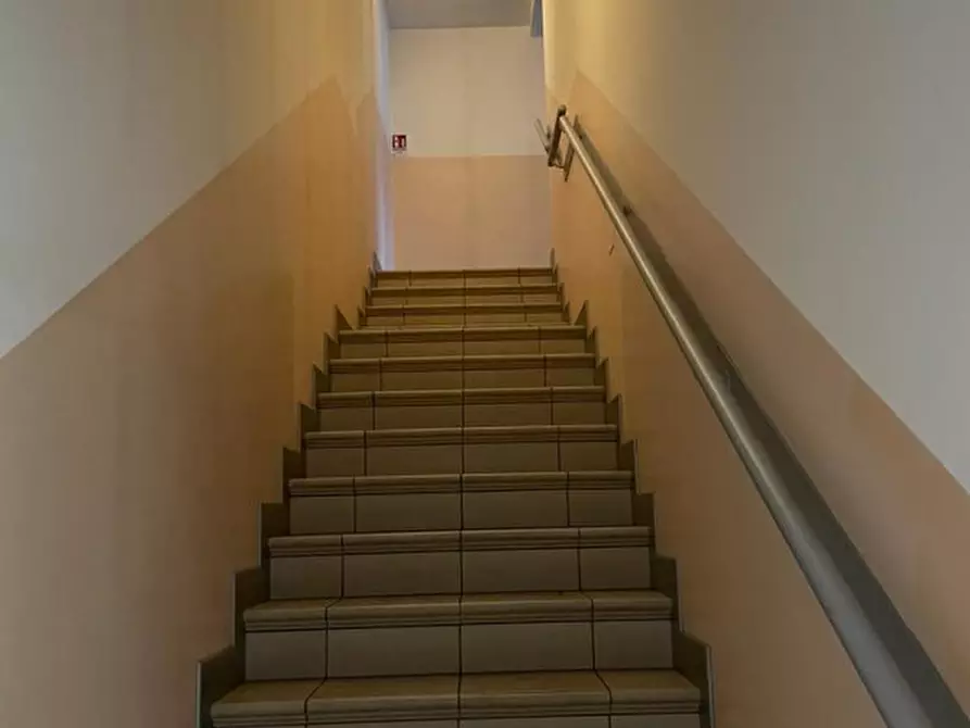 Immagine 21 di Ufficio in affitto  a Bovolenta