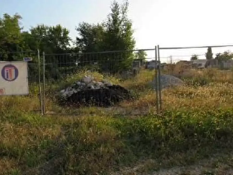 Immagine 39 di Capannone industriale in vendita  in LOCALITA' GAMBERON 17 a Caprino Veronese