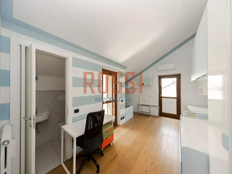 Immagine 23 di Appartamento in vendita  in VIA BELLINZONA a Monza