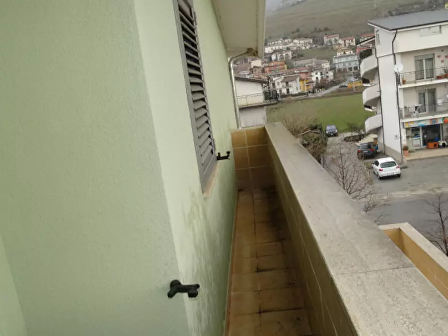 Immagine 7 di Appartamento in vendita  in Via Lucania a Marsicovetere