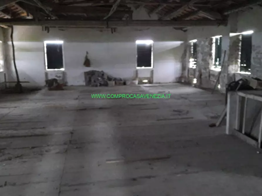 Immagine 9 di Rustico / casale in vendita  in casier a Casier