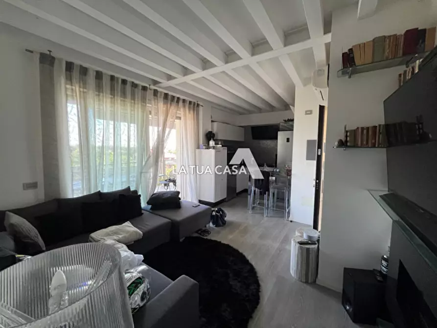 Immagine 3 di Appartamento in vendita  a Verona