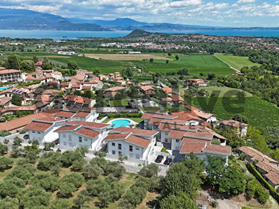 Immagine 44 di Appartamento in vendita  in via Novaglio a Polpenazze Del Garda