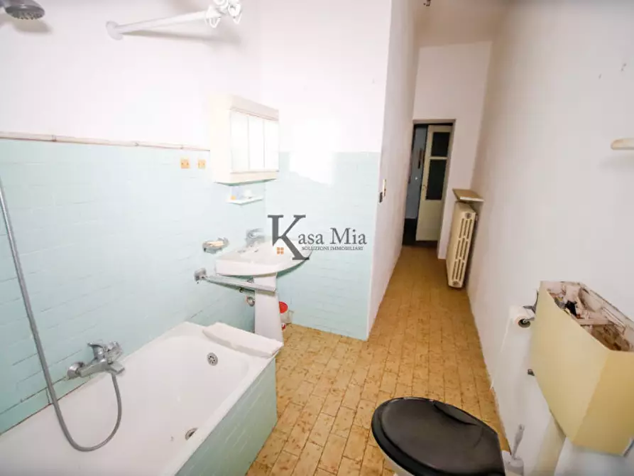 Immagine 42 di Rustico / casale in vendita  in via vittorio emanuele II  28 a Foglizzo