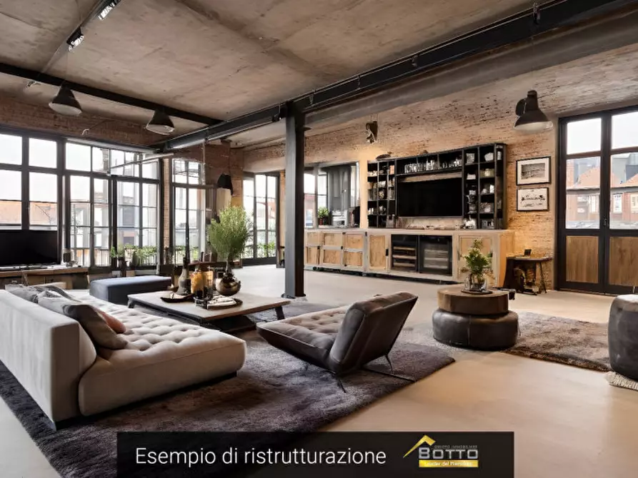 Immagine 1 di Loft/Open space in vendita  in via Repubblica 50 a Omegna