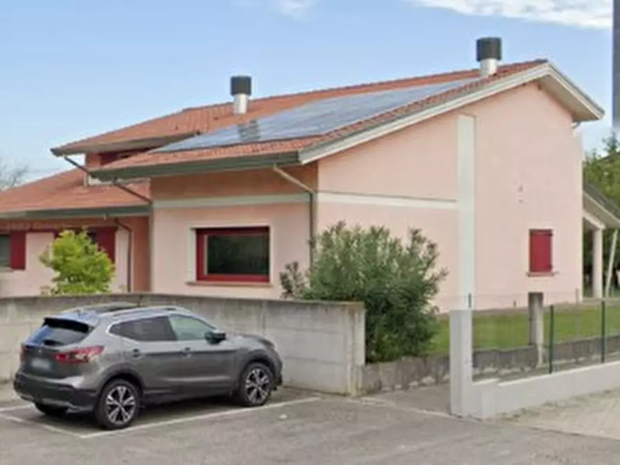 Immagine 1 di Villa in vendita  in Via Bosco, 1 a Salgareda