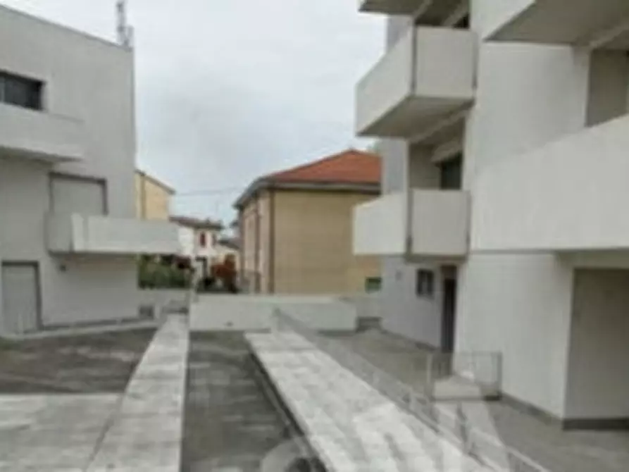 Immagine 2 di Palazzo in vendita  in VIA LUIGI CADORNA a Legnago