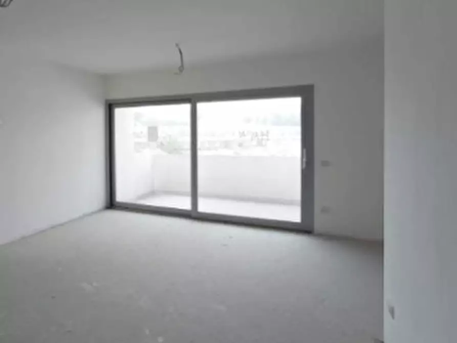 Immagine 9 di Palazzo in vendita  in VIA LUIGI CADORNA a Legnago