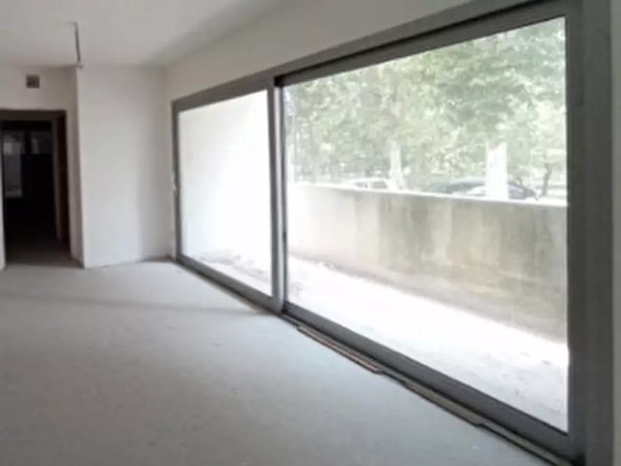 Immagine 10 di Palazzo in vendita  in VIA LUIGI CADORNA a Legnago