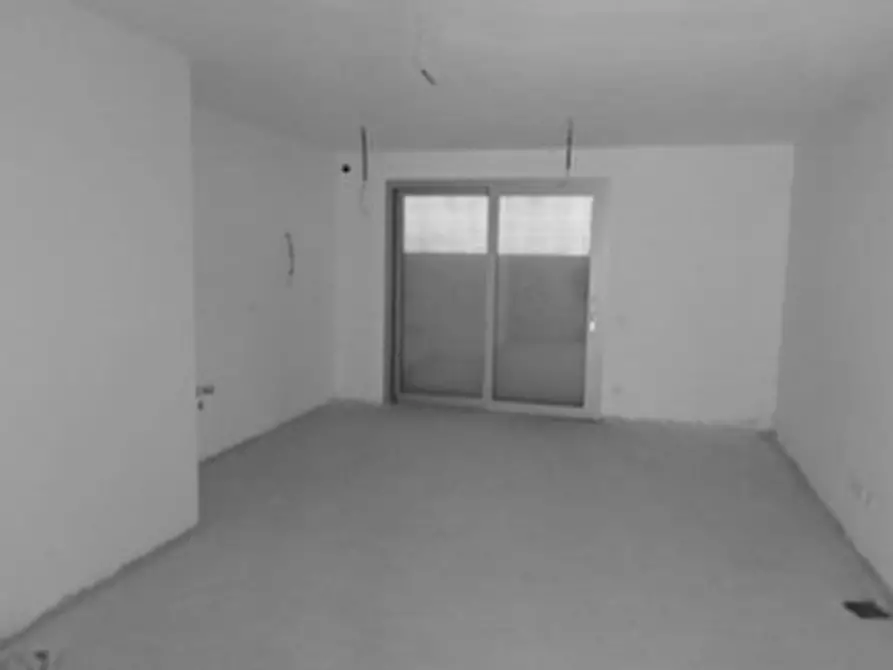 Immagine 19 di Palazzo in vendita  in VIA LUIGI CADORNA a Legnago