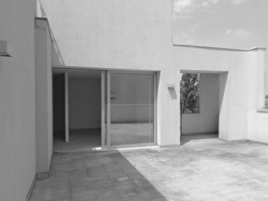 Immagine 25 di Palazzo in vendita  in VIA LUIGI CADORNA a Legnago