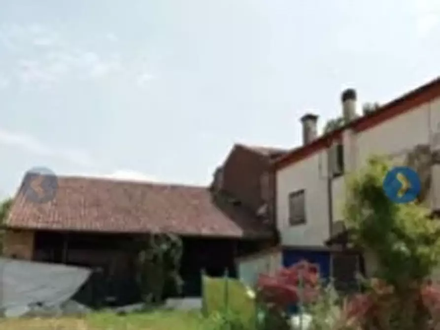 Immagine 1 di Casa indipendente in vendita  in VIA MANFREDI a Legnago