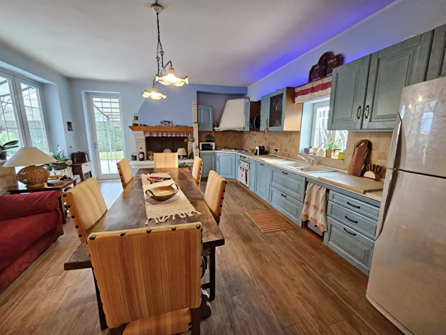 Immagine 3 di Villa in vendita  a Selvazzano Dentro