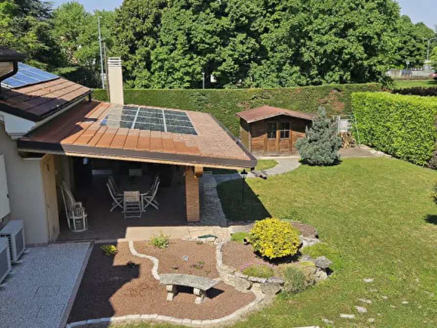 Immagine 16 di Villa in vendita  a Selvazzano Dentro