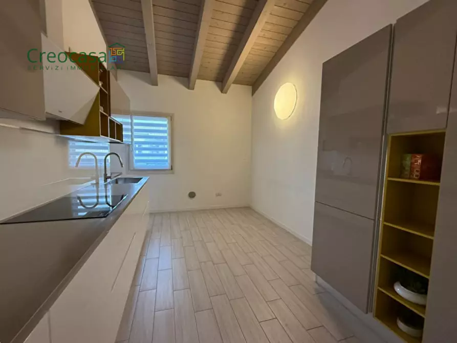 Immagine 6 di Appartamento in vendita  in Via Gianfranco Miglio 145 a Stezzano