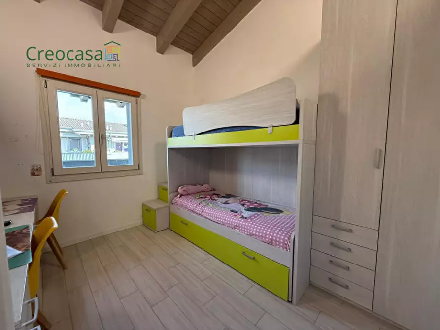 Immagine 9 di Appartamento in vendita  in Via Gianfranco Miglio 145 a Stezzano