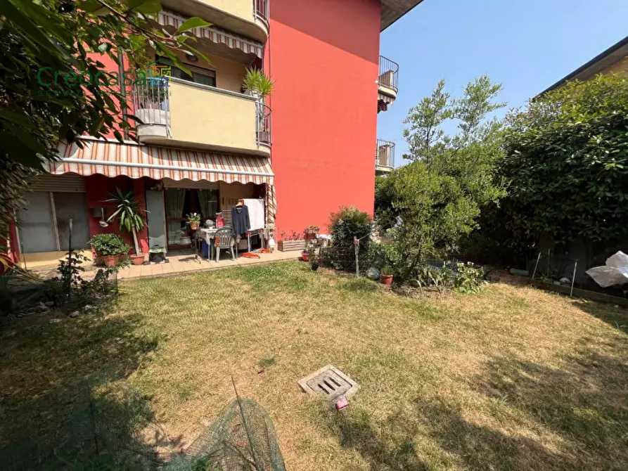 Immagine 4 di Appartamento in vendita  in Via Papa Giovanni Paolo II 172 a Stezzano