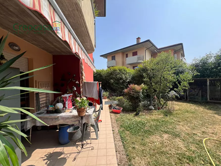 Immagine 5 di Appartamento in vendita  in Via Papa Giovanni Paolo II 172 a Stezzano