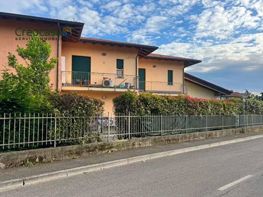 Immagine 3 di Appartamento in vendita  a Stezzano
