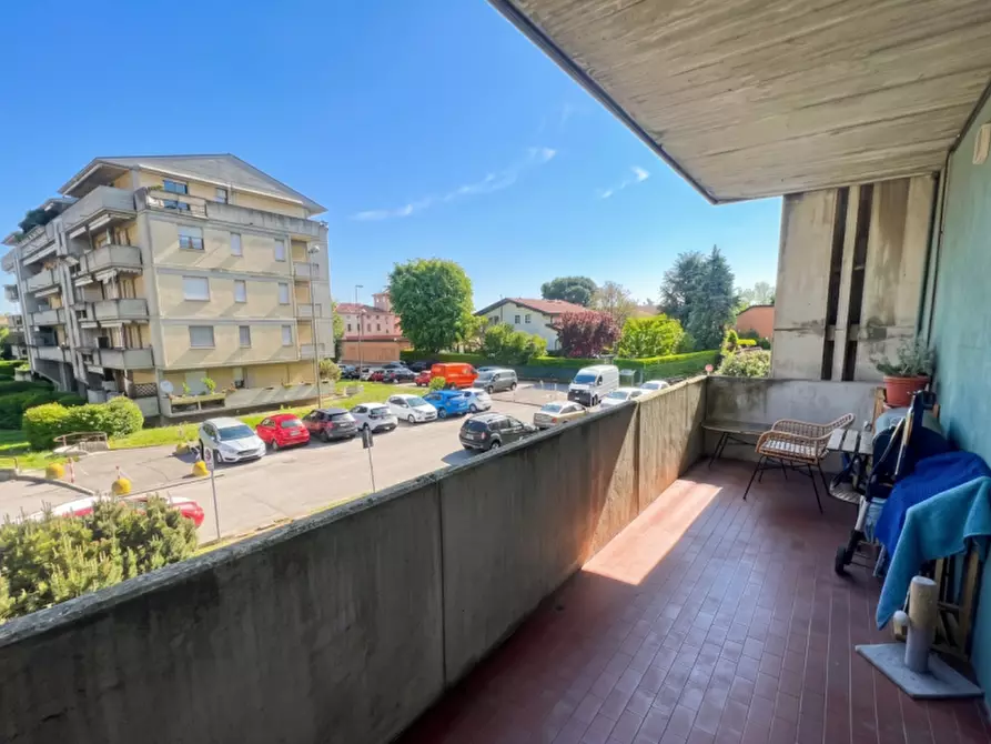 Immagine 2 di Appartamento in vendita  a Stezzano